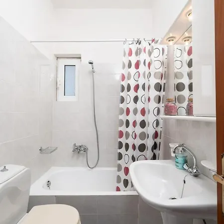 Sainis 5 - Cozy For Four People With Full Kitchen Selianitika